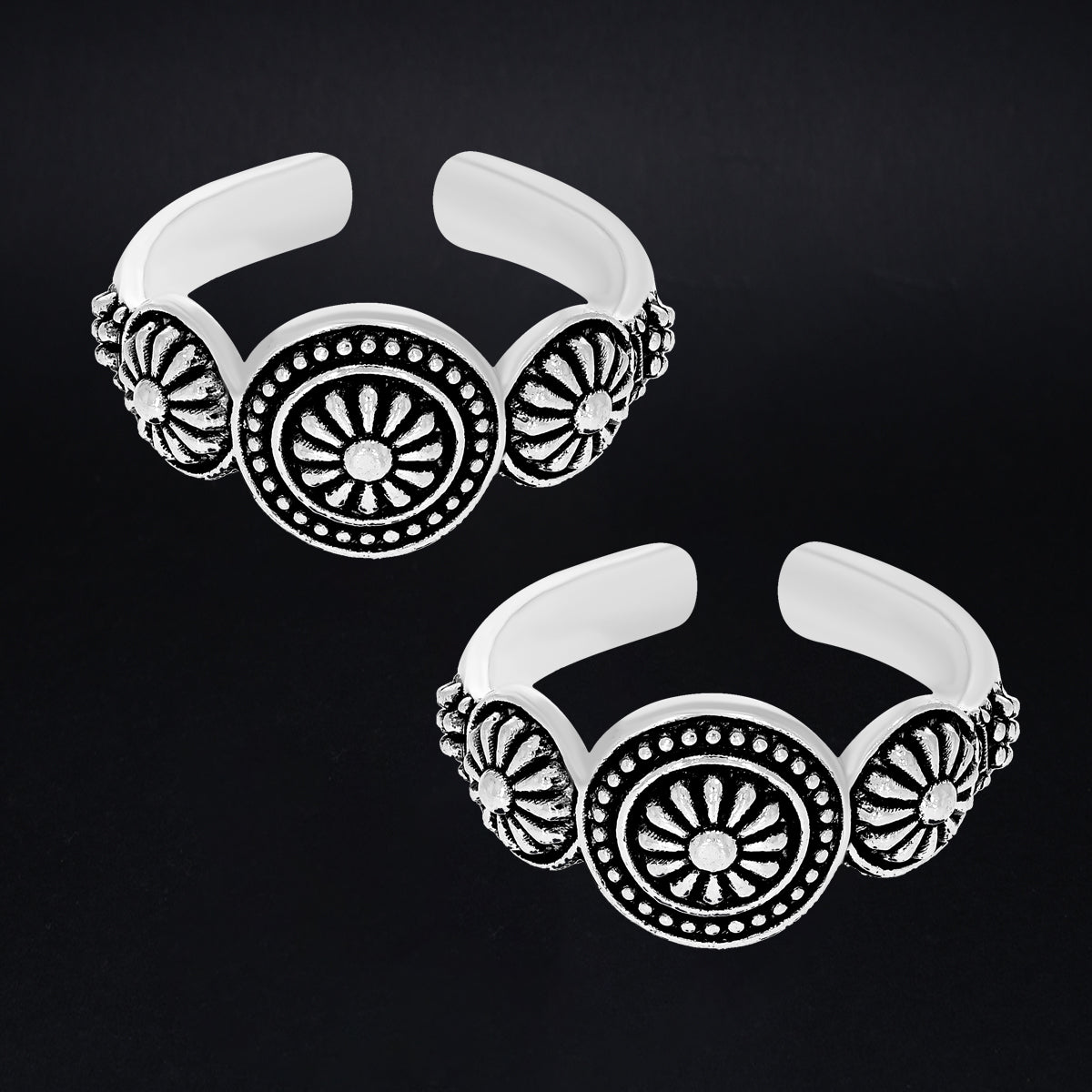 Flora Charm Silver Toe Rings