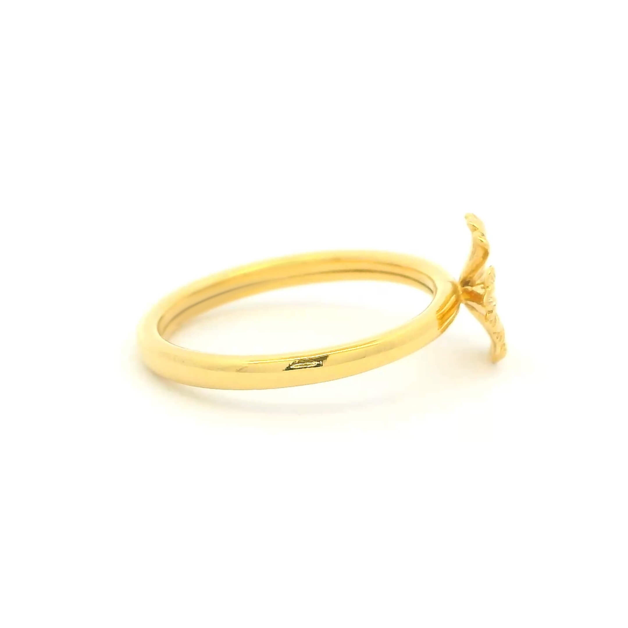 Mesmeric Daisy 14K Gold Ring