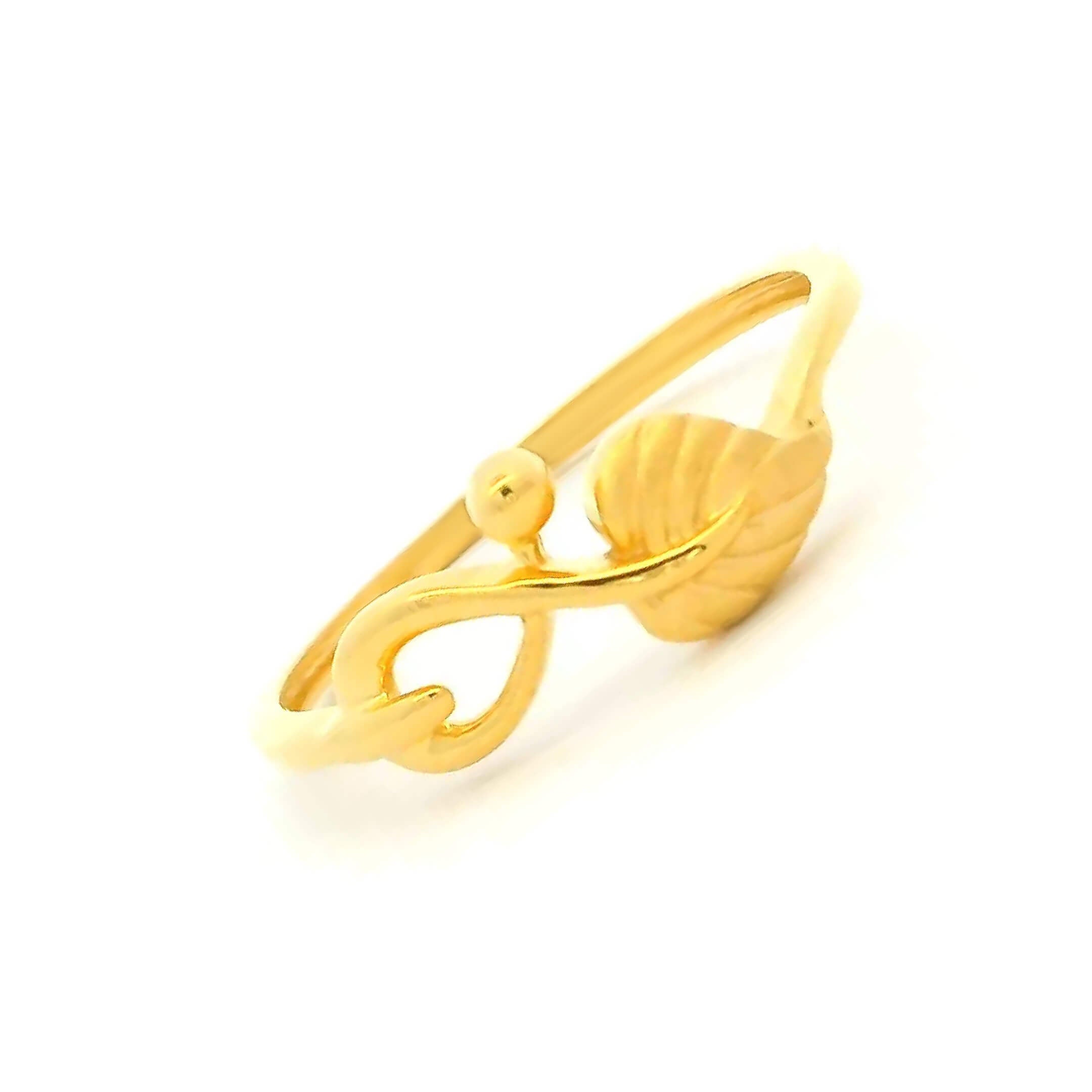 Captivating Swirl Gold Leafy Ring