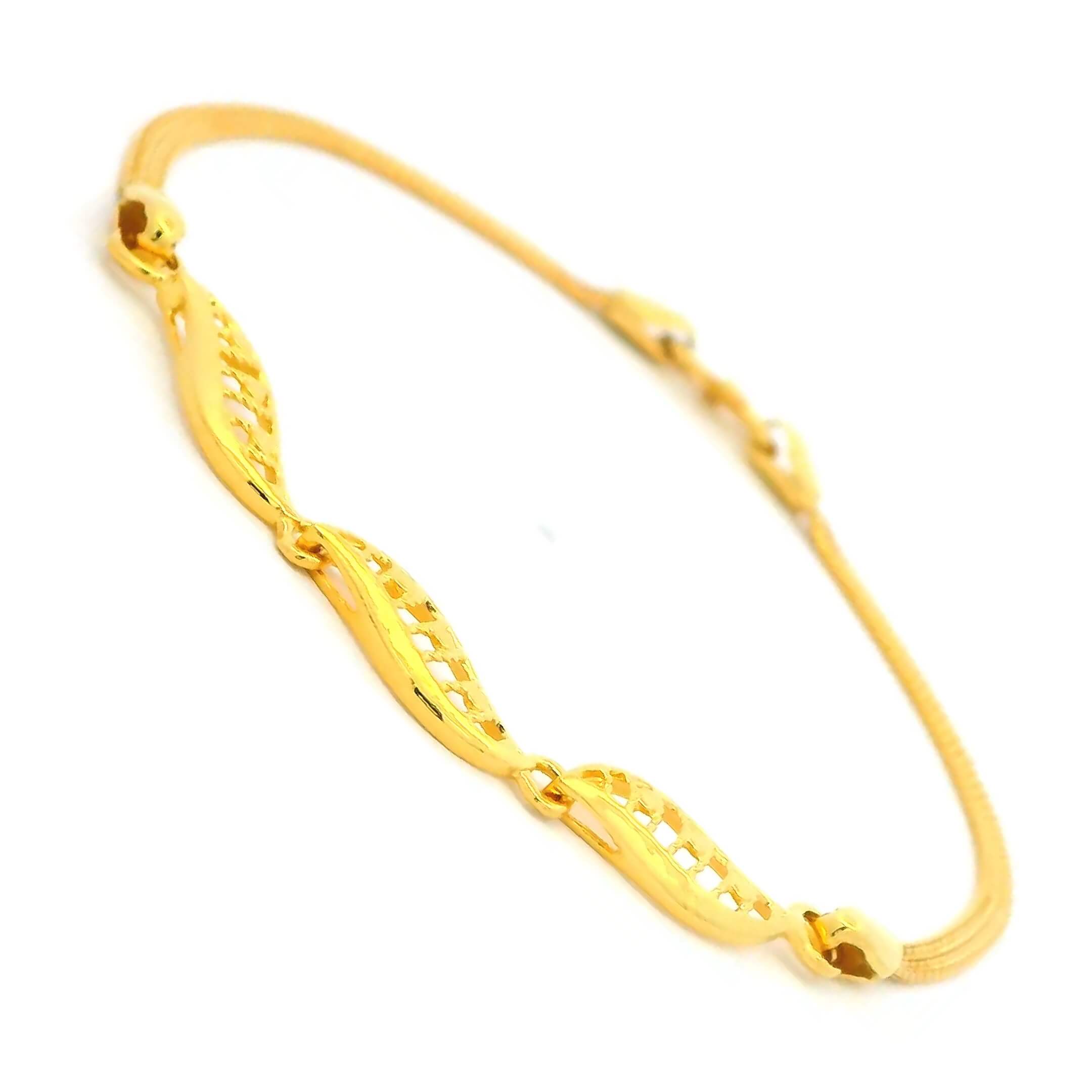 Captivating Swirl Gold Bracelet for Women