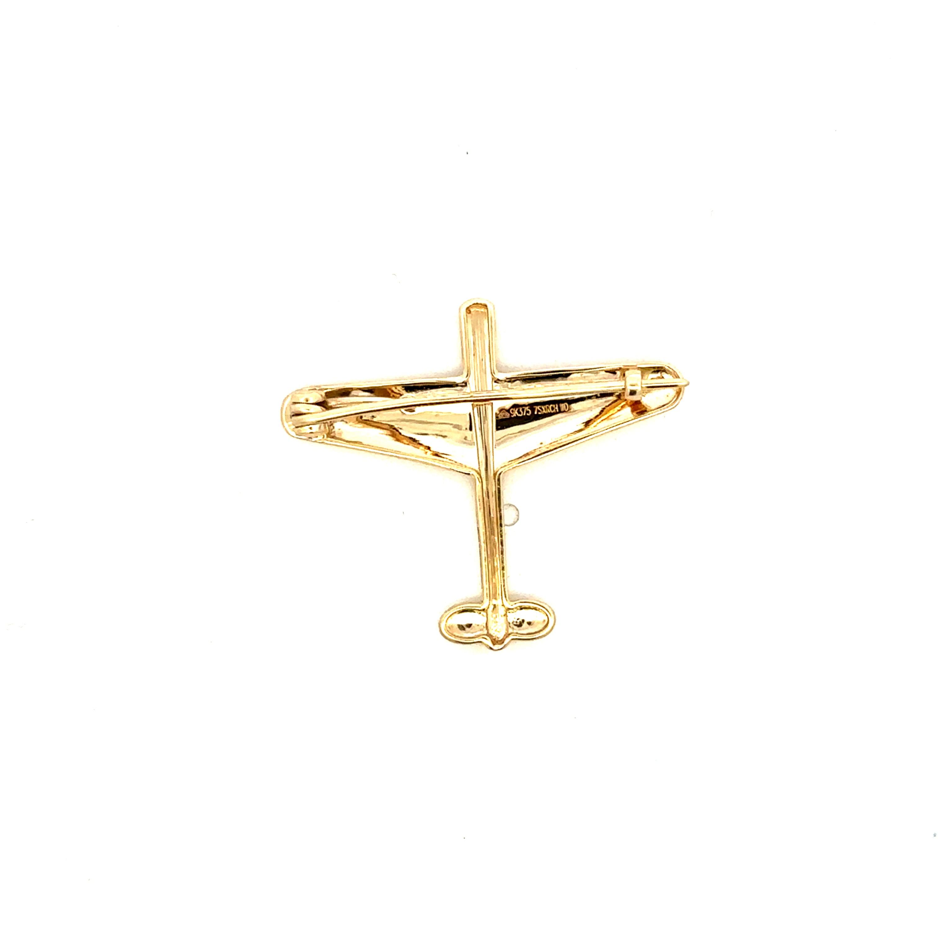 Husky Gleam Gold Brooch for Men