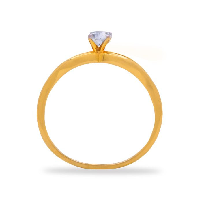 Chic and Modern Diamond Ring for Women