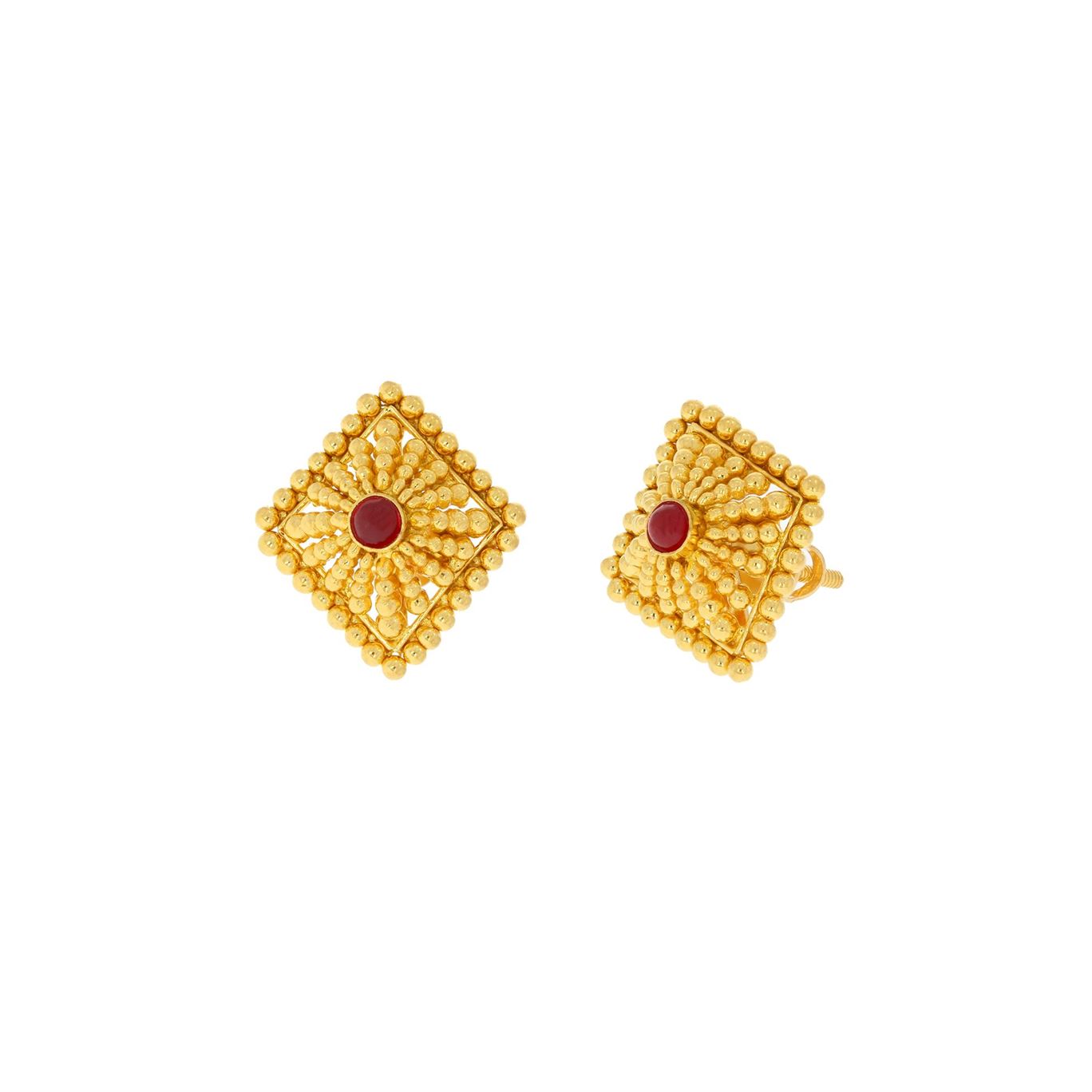Refined Elegance Cuboid Gold Short Necklace