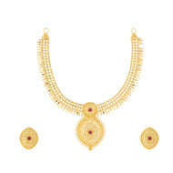 Vintage Paisley Shine Gold Short Necklace