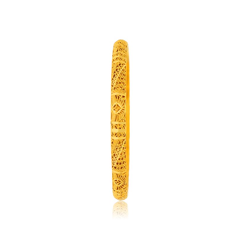 Everyday Elegance Gold Bangle