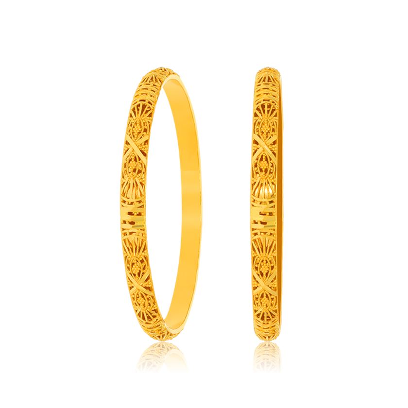 Glorious Charm Gold Bangle