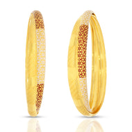 Charming Chic Gold Bangle