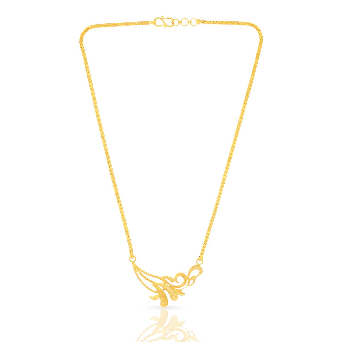 Charming Grace Gold Short Necklace