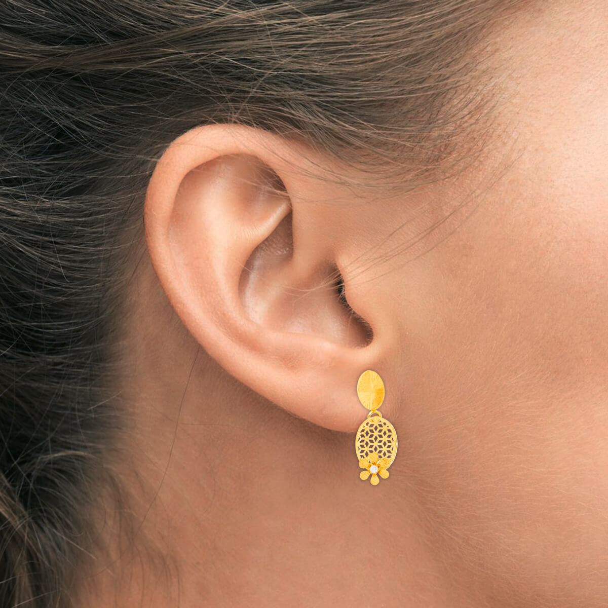 Minimal Flair Gold Danglers 22K