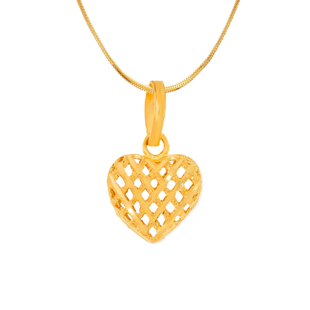 Alluring Heart Gleam Gold Pendant
