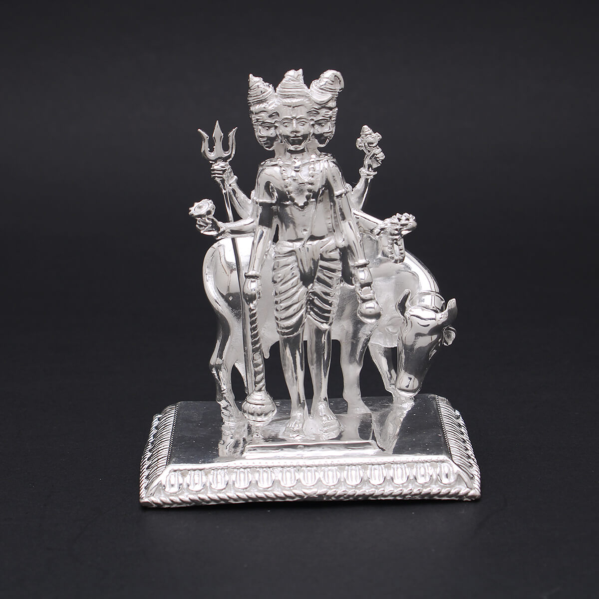 Tranquil Elegance Silver Lord Dutta Idol