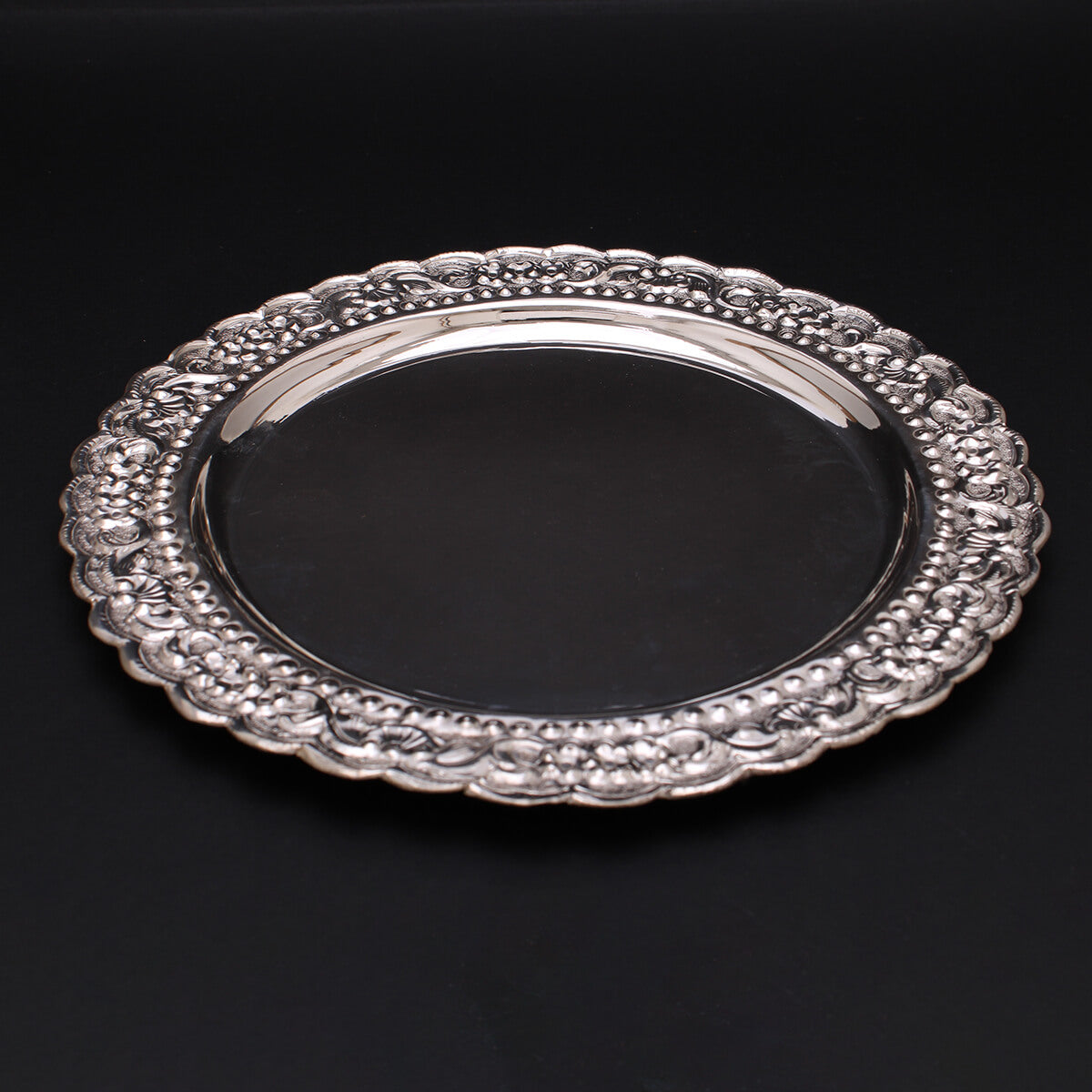 Exclusive Floral Design Silver Tabak