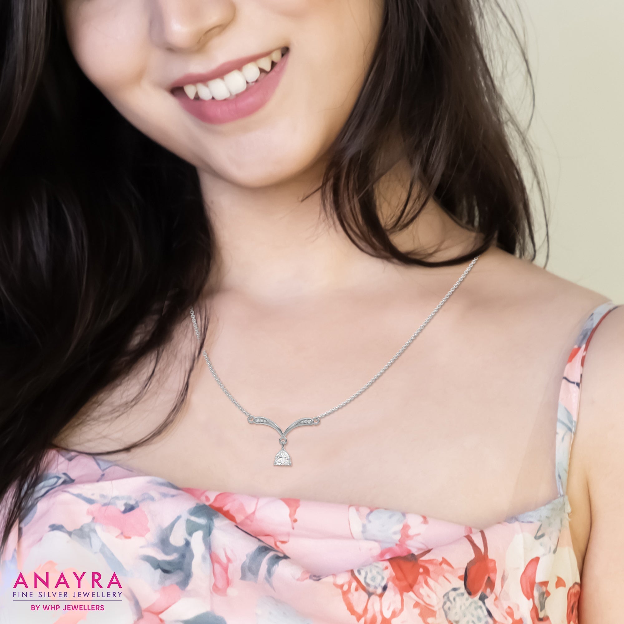 Silver Ornate Hearts Pendant with Link Chain