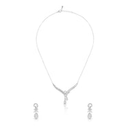 Minimal Floral Necklace Set