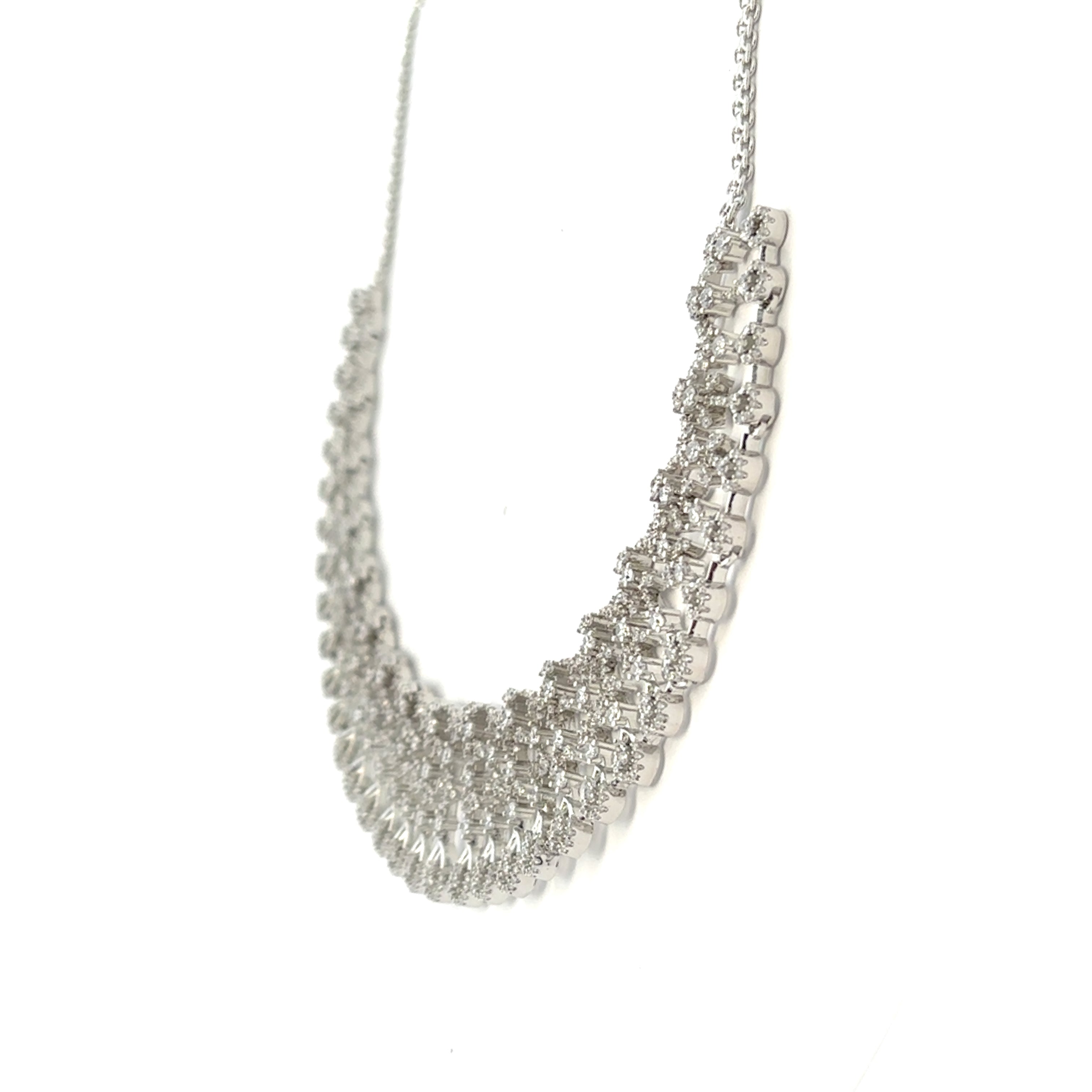Shimmering Teardrop Necklace Set