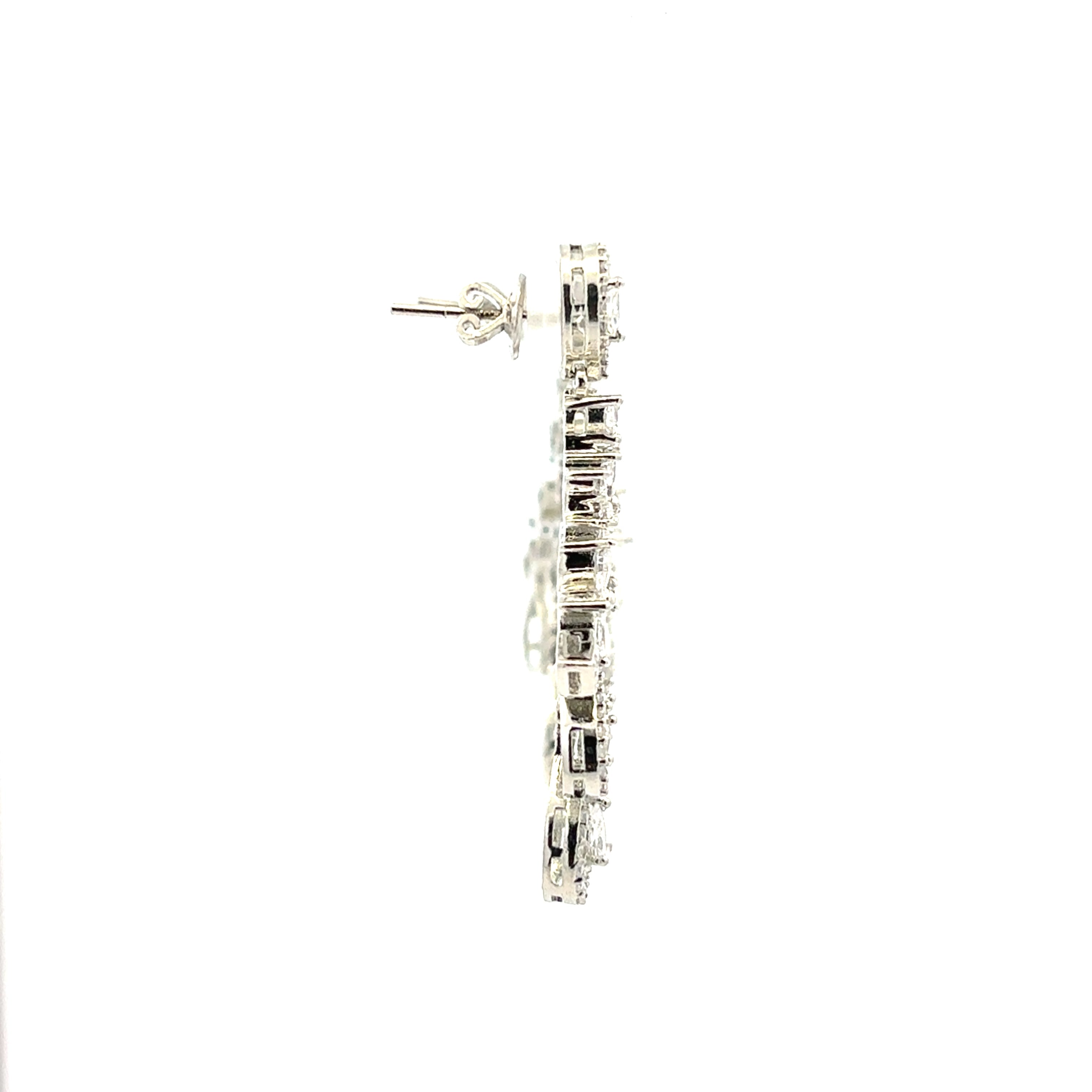 Dazzling Teardrop Diamond Necklace Set