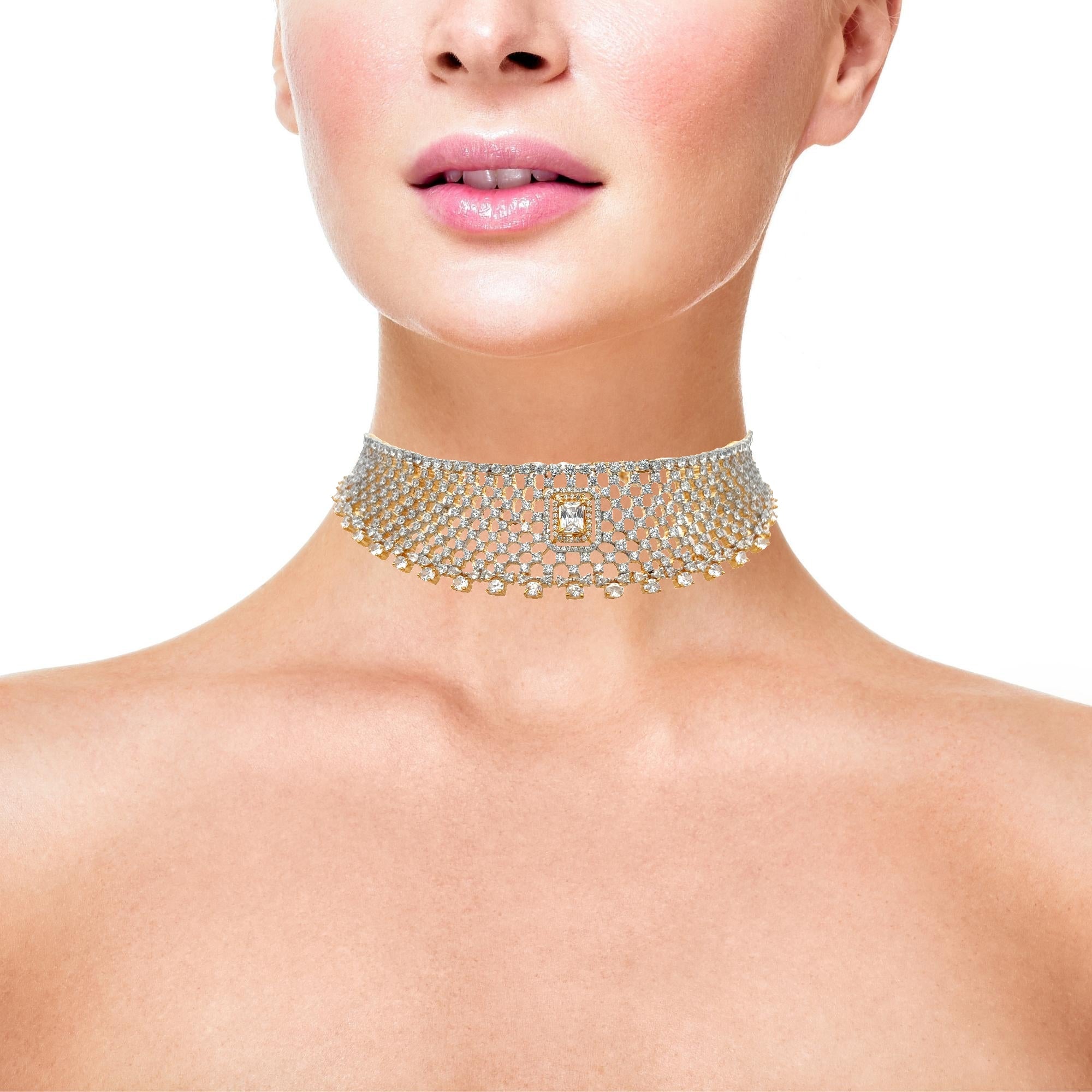 Classic Temple Style Gold Plated Necklace Set