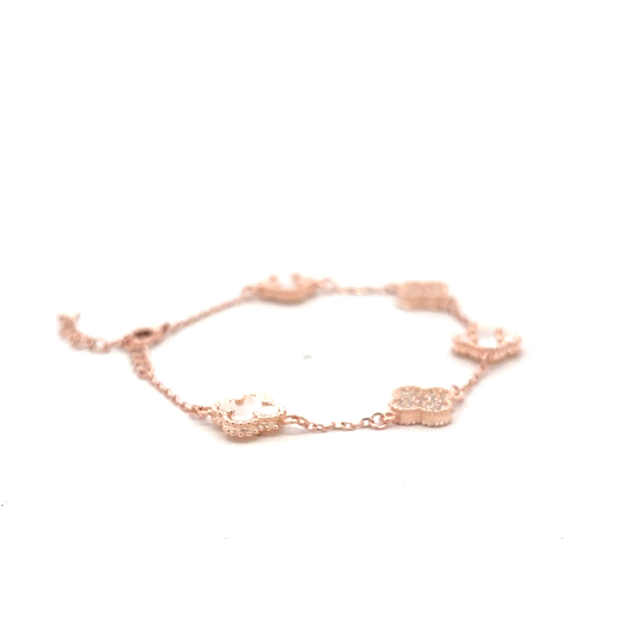 Stylish Clover Motif Bracelet