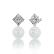 Sparkling Petal Pearl Danglers