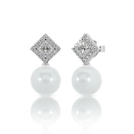 Sparkling Petal Pearl Danglers