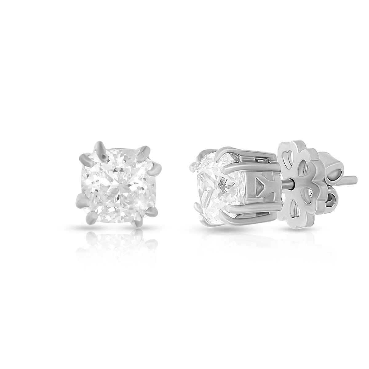 Graceful Solitaire Pendant Set