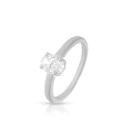 Elegant Round Solitaire Ring