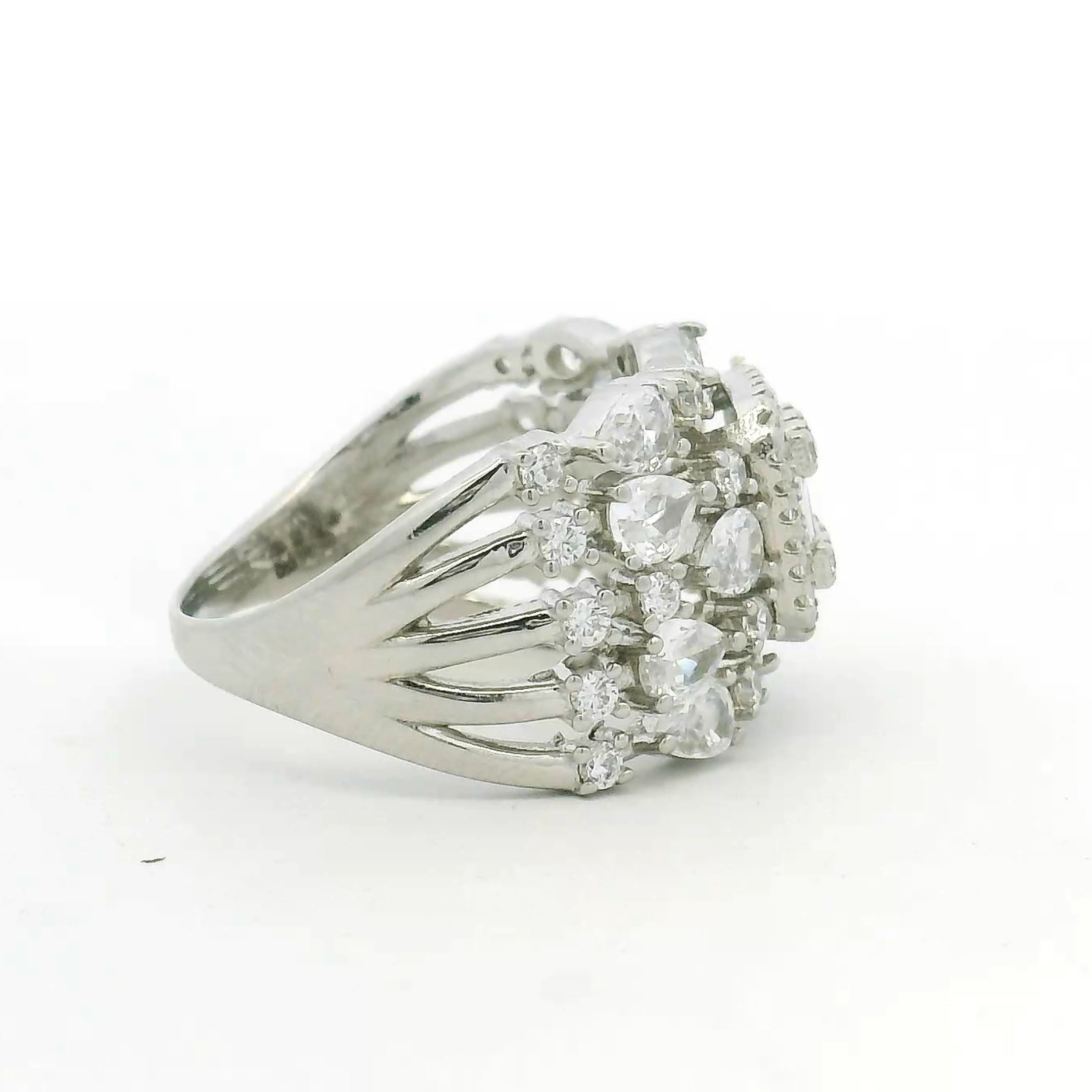 Elegant Square Cluster CZ Fashion Ring