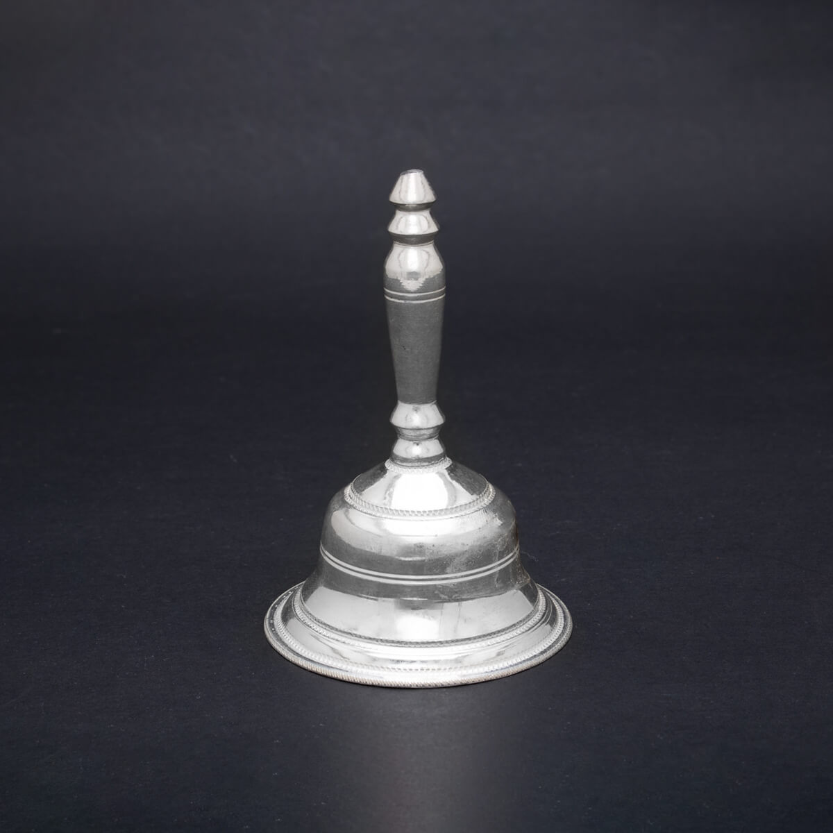 Modish Radiance Silver Bell