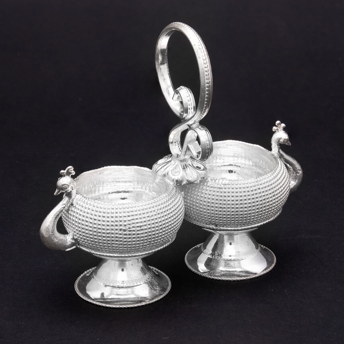 Mesmeric Gleam Silver Karanada