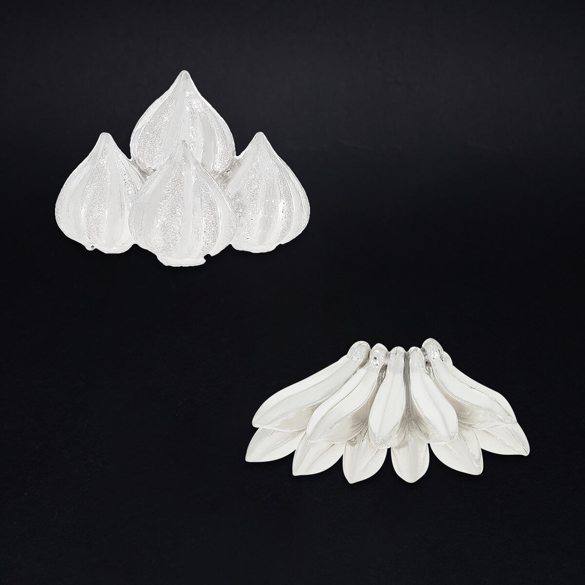 Sparkling Grace Modak Set-Banana Set