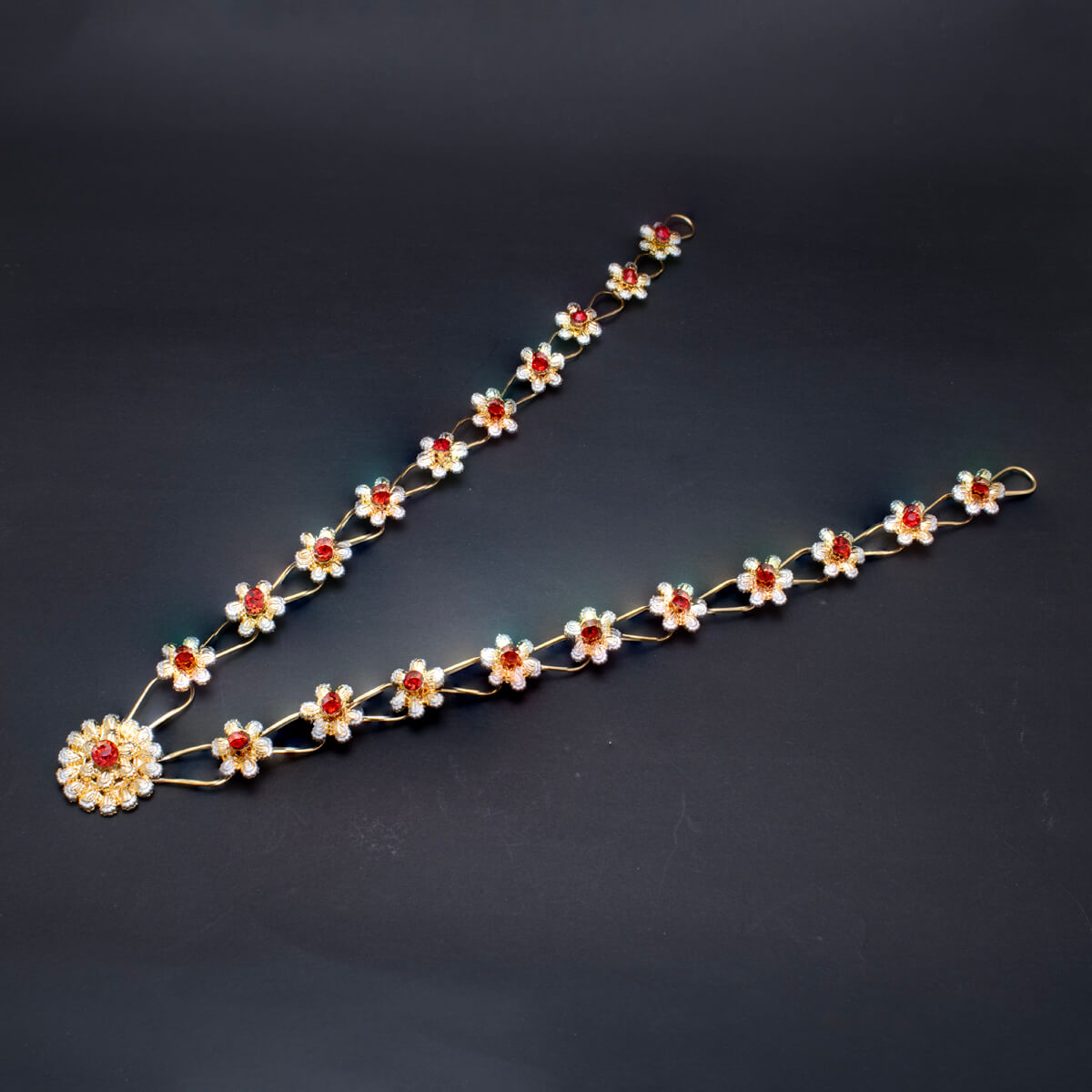 Graceful Blossom Silver Kanthi Haar
