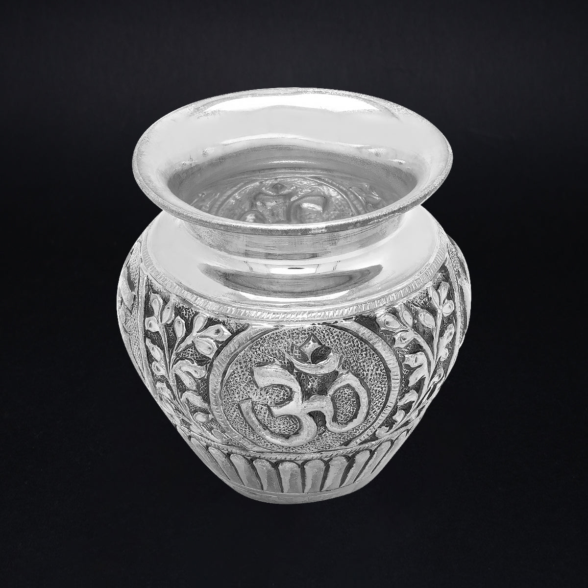 Artistic Lusture Silver Om Kalash