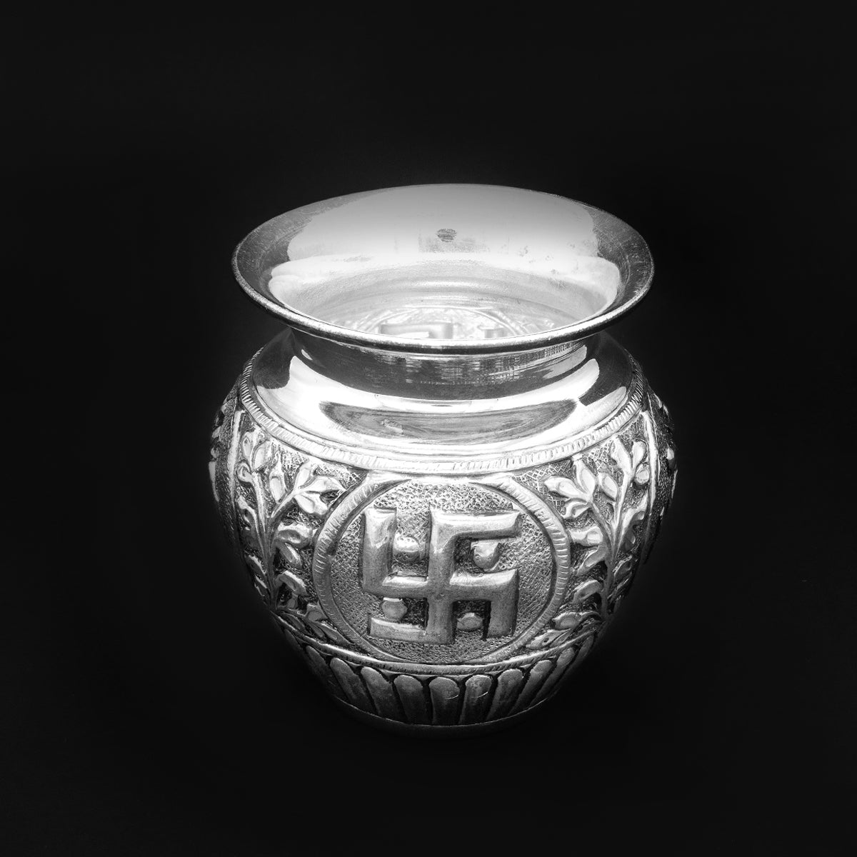 Artistic Lusture Silver Om Kalash