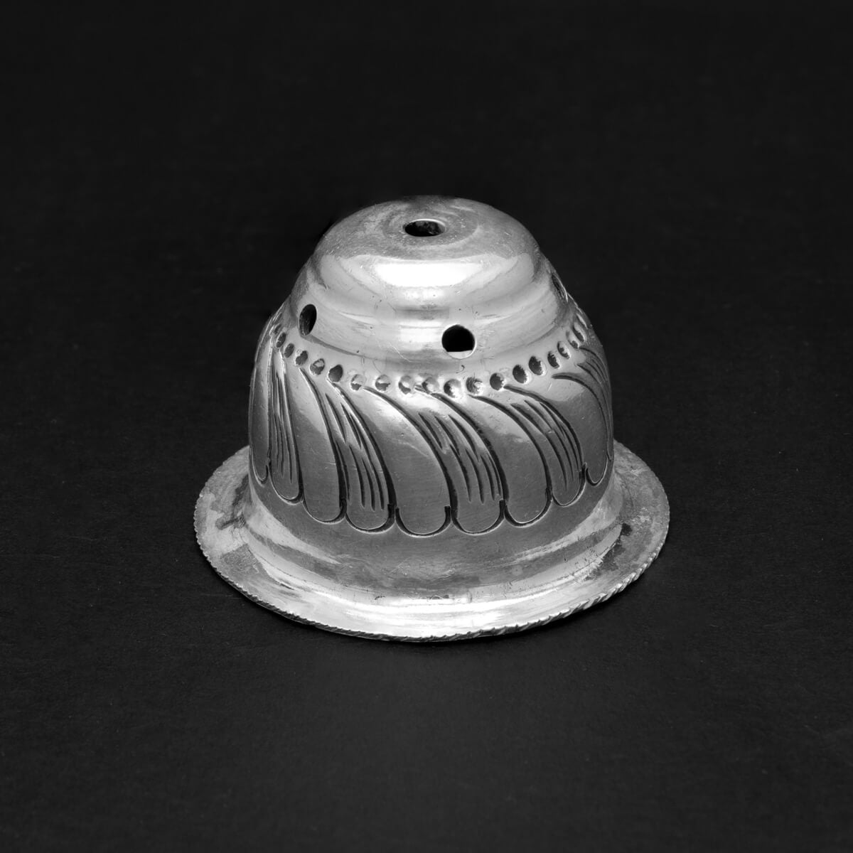 Shiny Swirl Silver Agarbatti Stand