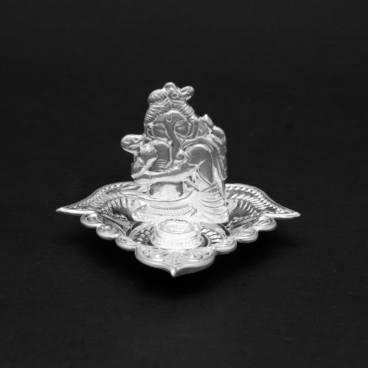 Mesmeric Ganesha Design Silver Agarbatti Stand