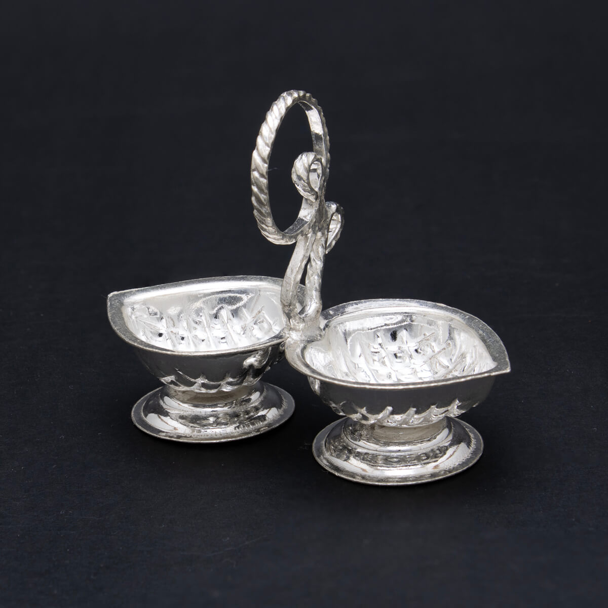 Delicate Shimmer Silver Jodwati Karanda