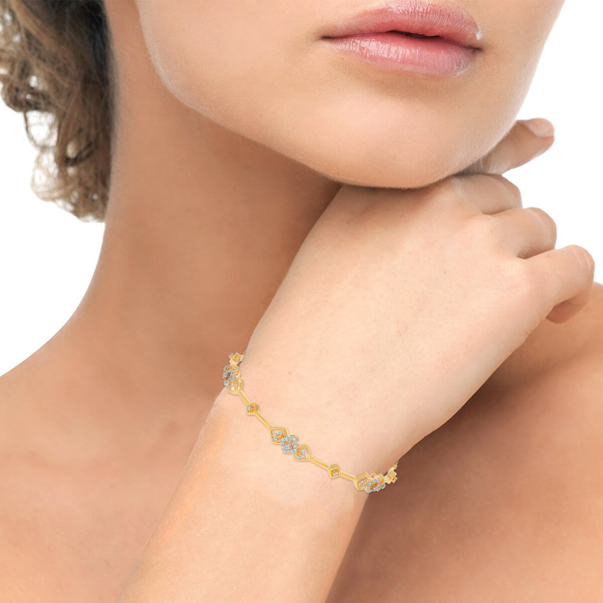 Gleaming Charm Diamond Bangle