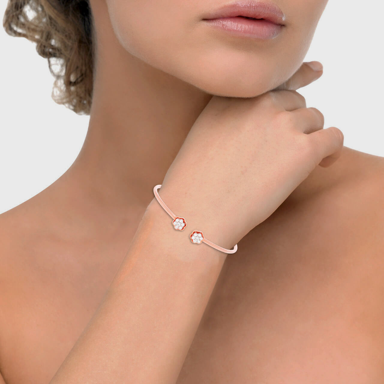 Luxe Floral Shine Diamond Kada