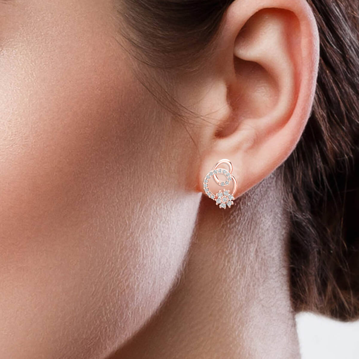 Gleaming Gold Stud Earrings for Modern Charm