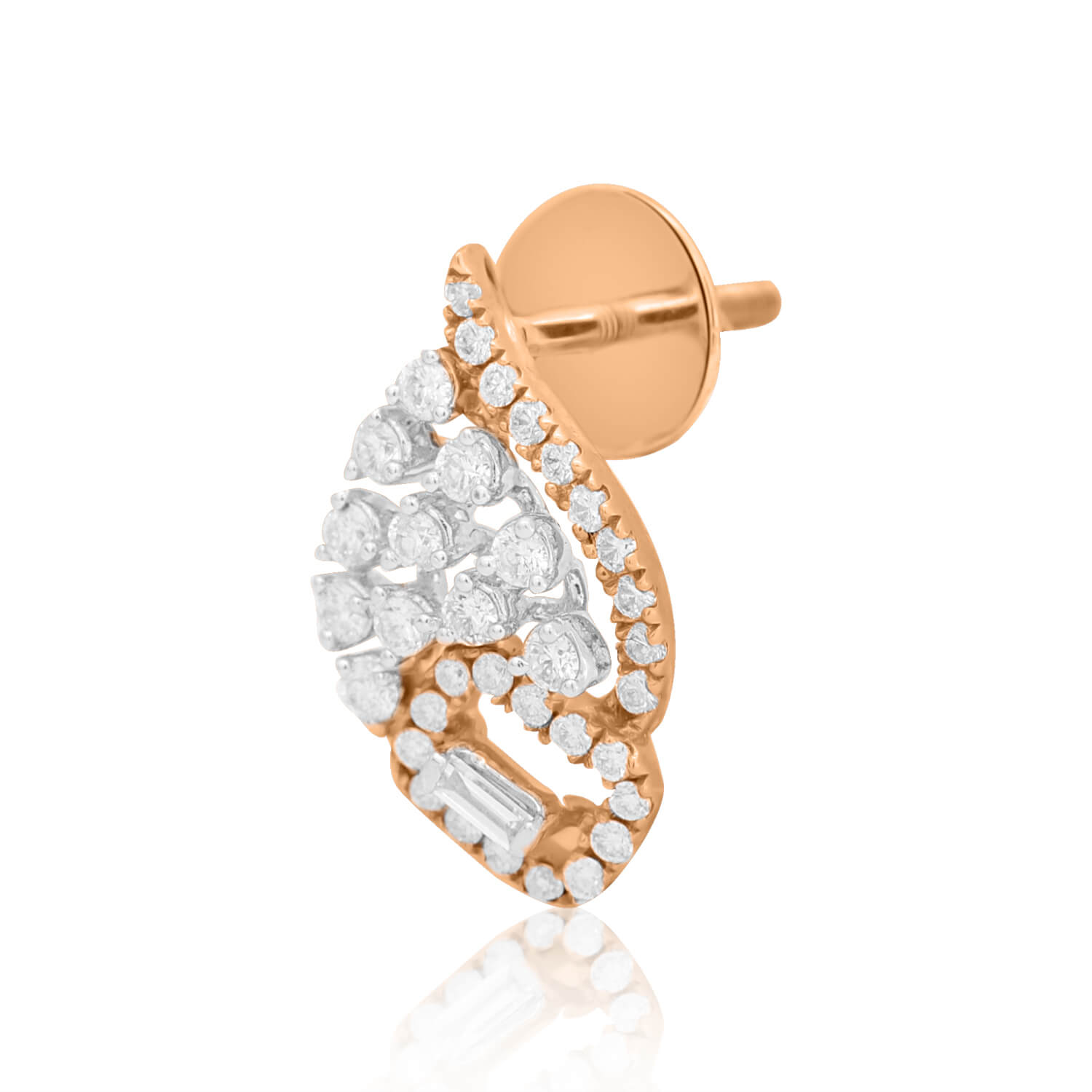 18K Mesmerizing Leaflet Studs for Elegant Look