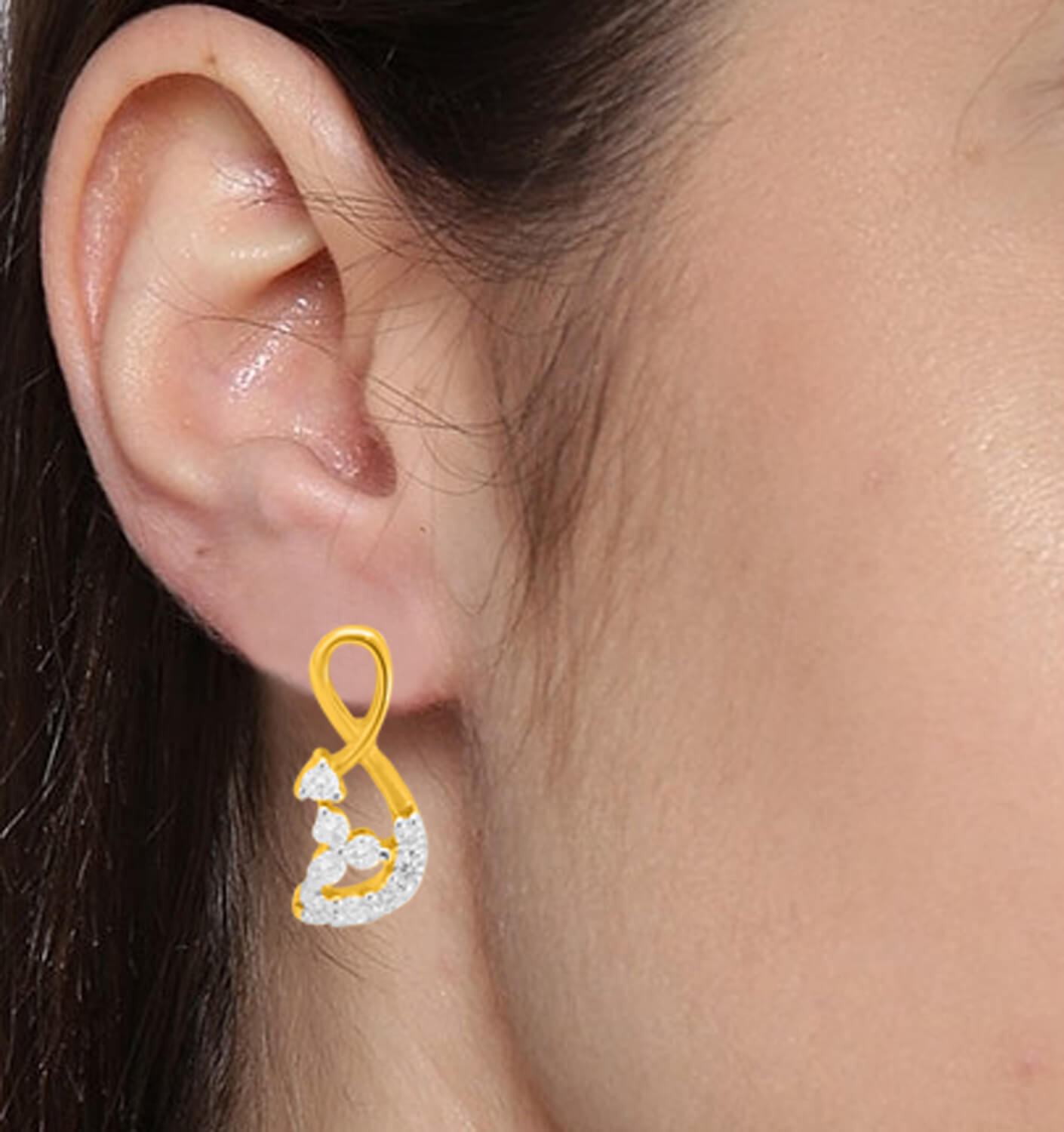Radiant 18K Gold Studs with Enigmatic Motif