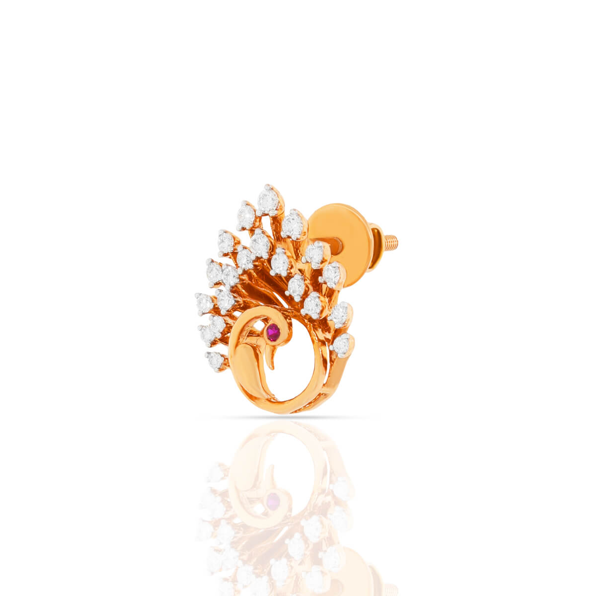 18K Effortlessly Charming Gold Studs
