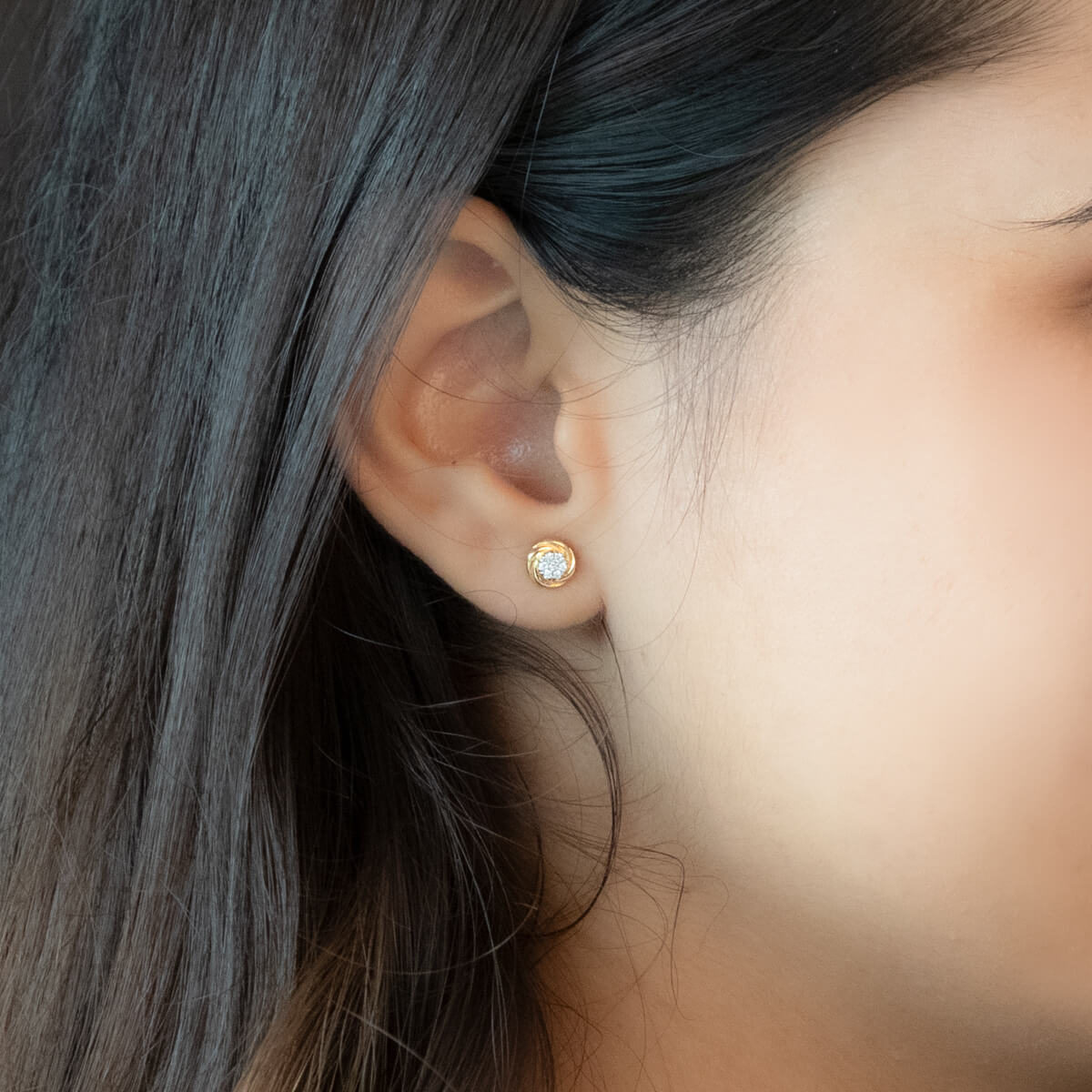 Radiant Circular 14K Gold Stud Earrings