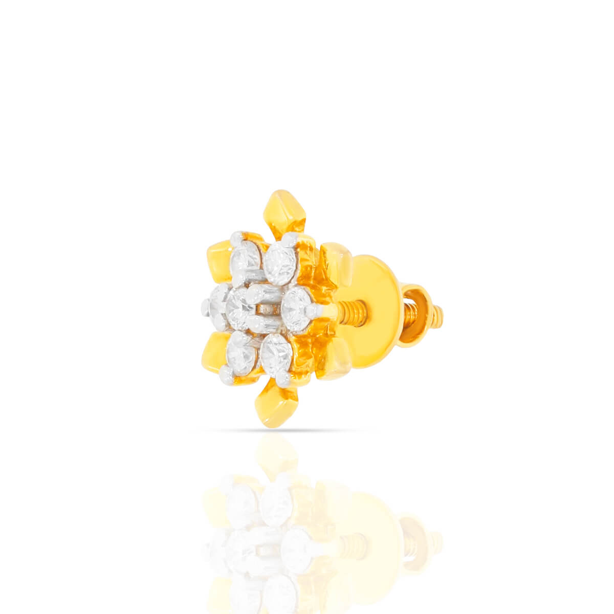 Elegantly Crafted Floral Motif Studs 18K