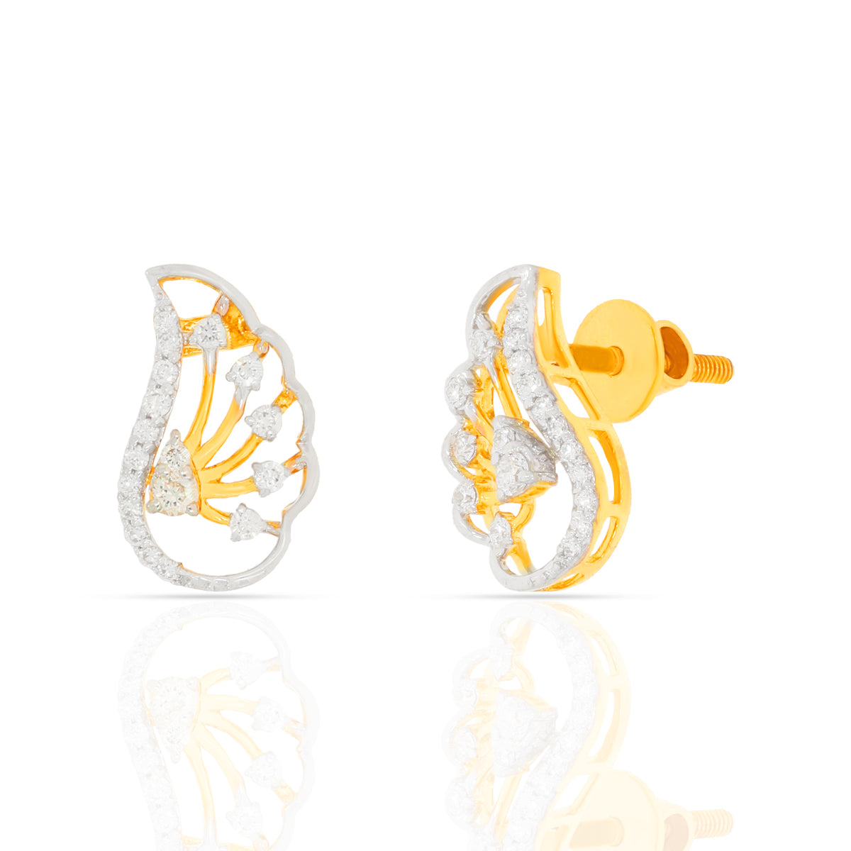 Elegant Dazzle 18K Diamond Wings Stud Earrings