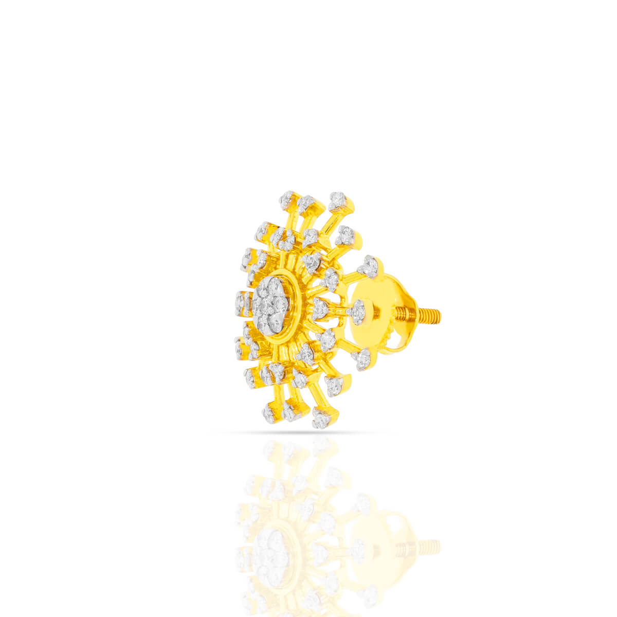 Charming Wheel-Inspired 18K Gold Studs