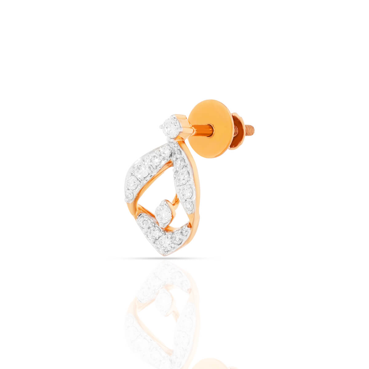 Diamond Studs 18K for Shimmering Glow