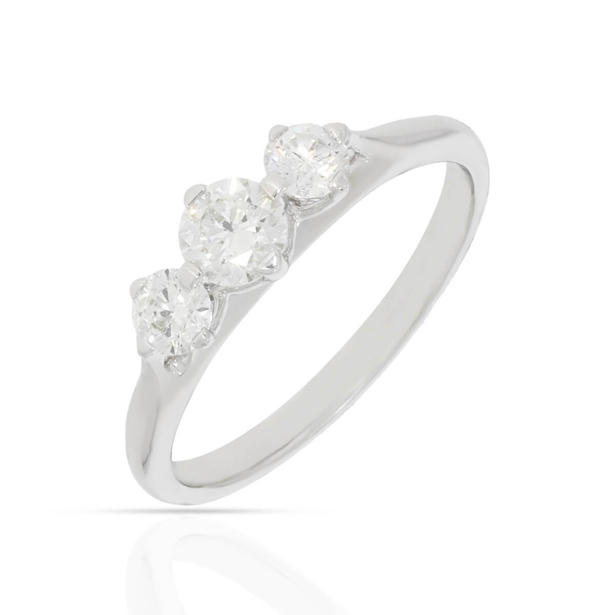 Lustrous Chic Diamond Engagement Ring for Women