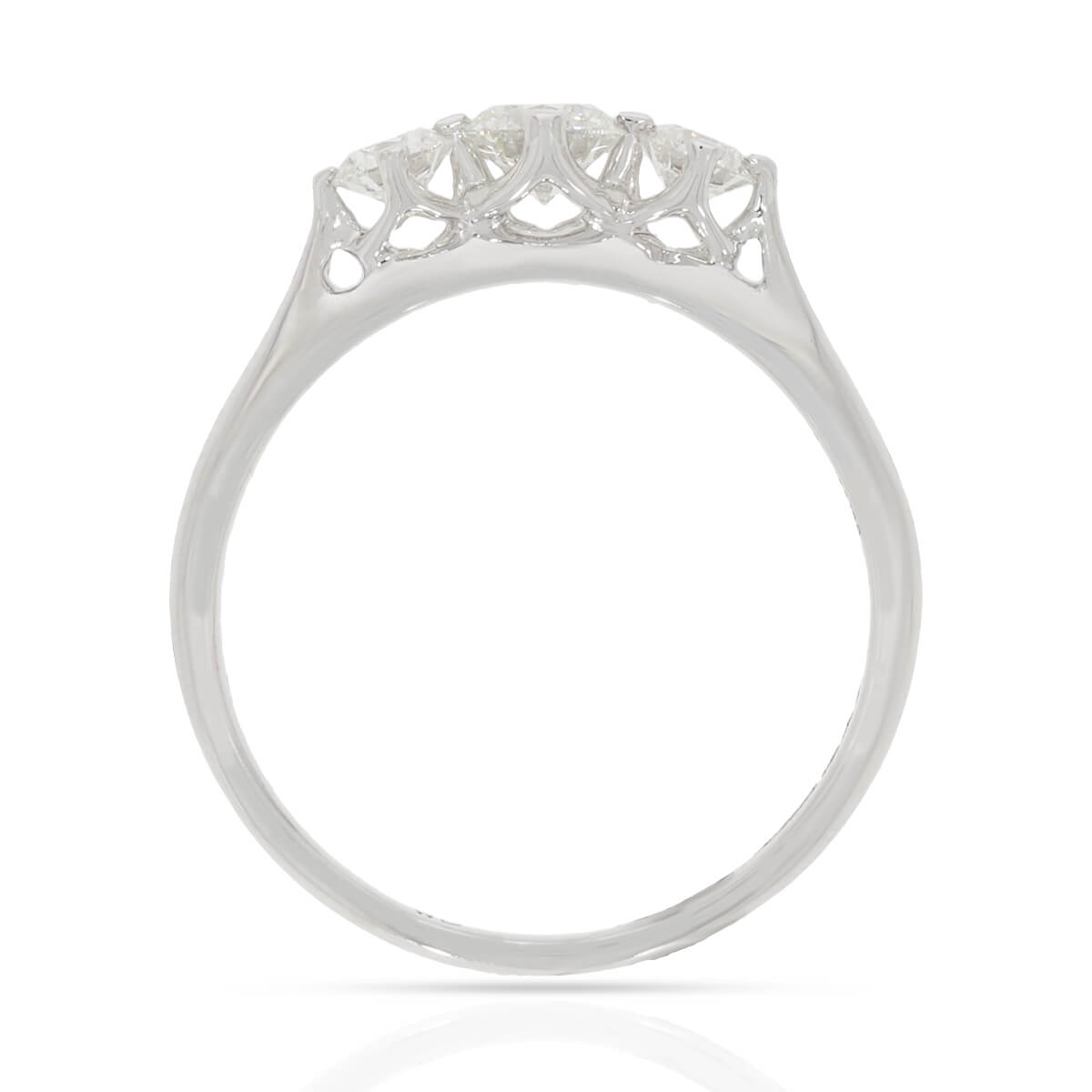 Lustrous Chic Diamond Engagement Ring for Women