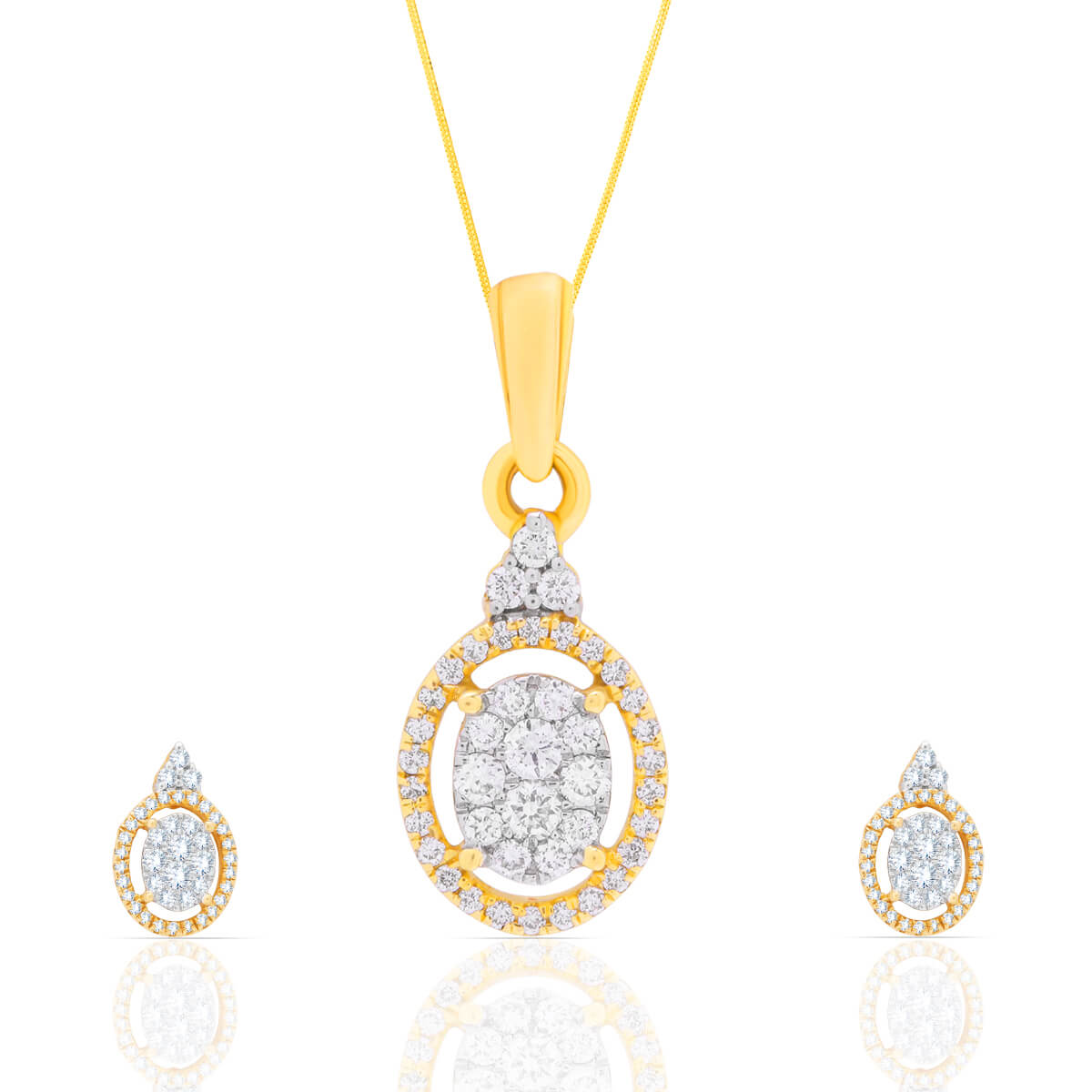 Dazzling Oval Diamond Pendant Set